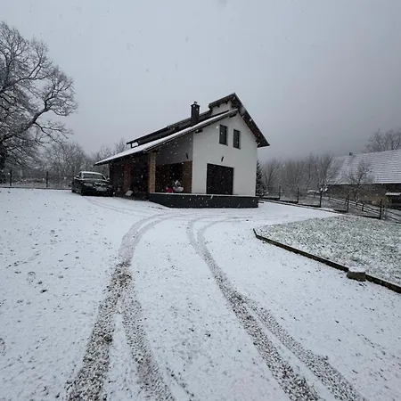 Kuca Za Odmor Lux Nyaraló Bihać